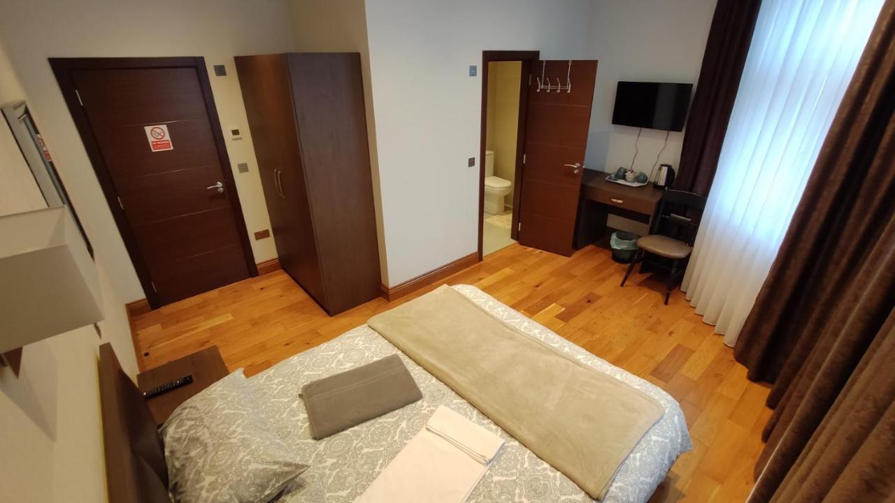 Oyo The Kilburn Arms Bed & Breakfast London Bagian luar foto